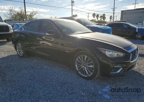2018 Infiniti Q50 Luxe z USA, uszkodzony, nr VIN JN1EV7AP4JM350109